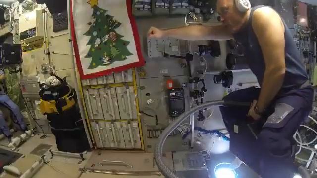 Space Heroes смотреть онлайн