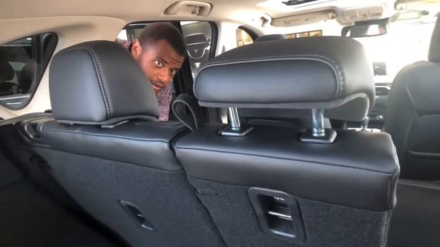 Mazda CX-5- How To Fold Seats Down To Create More Space смотреть онлайн