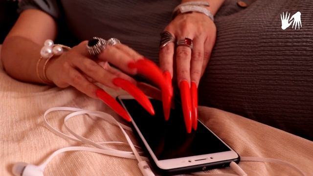 LONG NAILS - PHONE - TAPPING