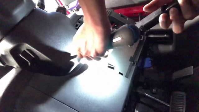 Part01 Hyundai I20 Airbag Light ON. Replace Airbag Clock Spring.