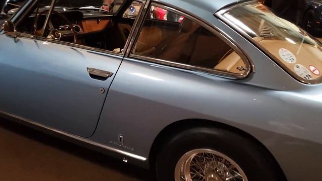 1967 Ferrari 330 GT. смотреть онлайн