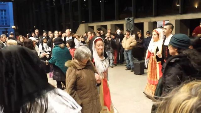 Torino 24/11/13 balli sardi a fav.alluvionati смотреть онлайн