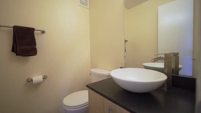 338 Terrace Street in Ashland, Oregon смотреть онлайн