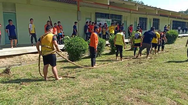 Pertandingan Tarik Kalat Diantara Rumah Sukan Sekolah Menengah Awang Semaun 2019 смотреть онлайн