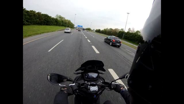 aprilia sr gt 200 смотреть онлайн