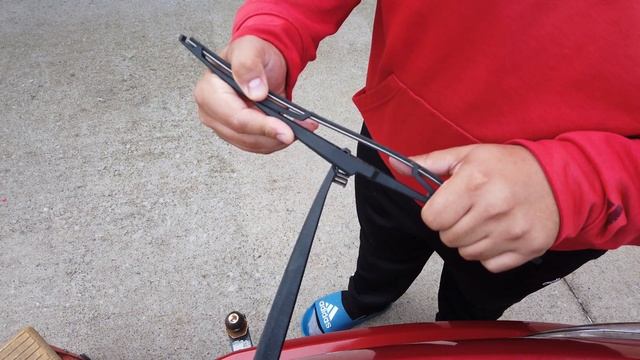 Mazda 3 rear wiper replacement смотреть онлайн