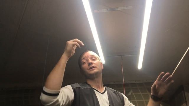 Как красиво установить натяжной потолок с световыми линиями, чтобы нравилось клиентам смотреть онлайн