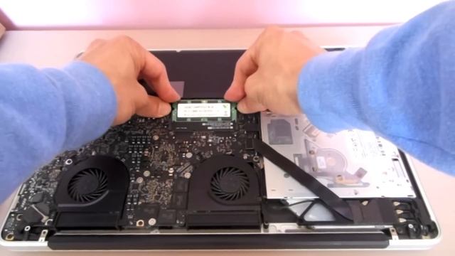 16 GB RAM Upgrade on MacBook Pro 15" (mid 2012) NON Retina смотреть онлайн