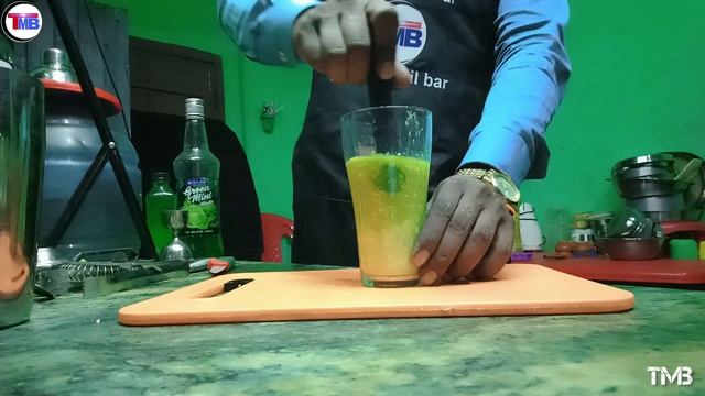 Avocado mocktail || How to make mocktail || Easy to make || The mocktail bar|| смотреть онлайн
