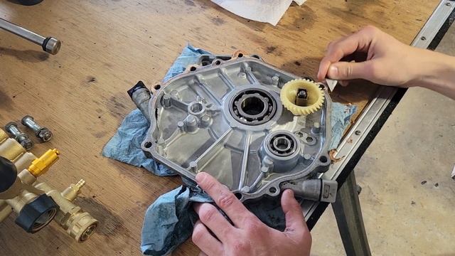 How To Replace Case Cover Gasket Honda GX270 9hp | Predator 8hp 301cc смотреть онлайн