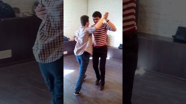 Израиль Сидиков и Василий Ляшев. Сальса между уроками в Школе Владимира Батия смотреть онлайн
