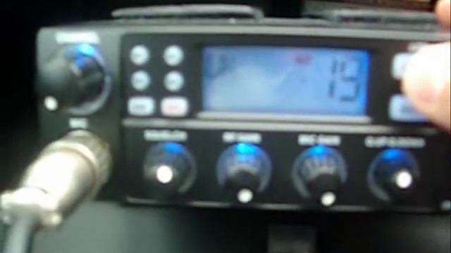 TTI-TCB 880 CB Radio смотреть онлайн