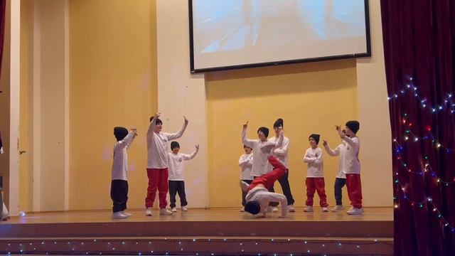 День Университета 2024 - Brake dance смотреть онлайн