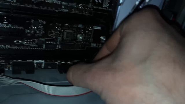 Hogyan szereljünk össze egy PC-t, és frissítsünk BIOS-t? (Intel Skylake 1151) смотреть онлайн