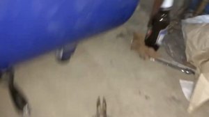 Конденсат в компрессоре Werk. Не делайте так, в конце видео будет вылет сливного клапана давление