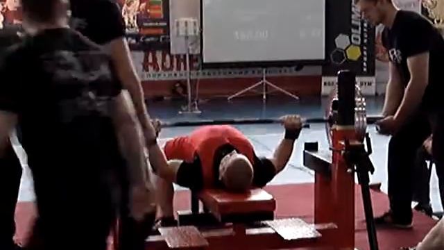 Сергей Хамицевич, жим лёжа - raw -180 кг, на ЧМ - WPA. смотреть онлайн