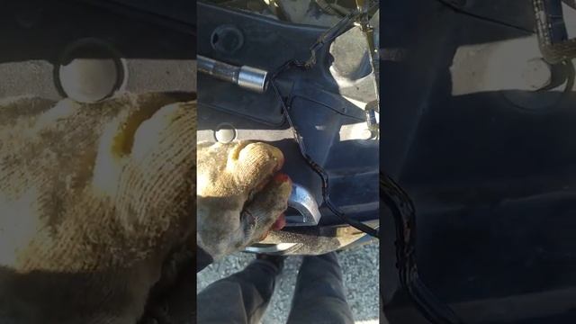 замена прокладки клапанной крышки на Шевроле Круз 1.8 смотреть онлайн