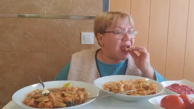 МУКБАНГ? СОБЛАЗНИЛА СОТРУДНИКА. ТОЛЬКА РАЗМЕР НЕ ПОШЁЛ. MUKBANG?seduced An Employeehow To Get Rid O