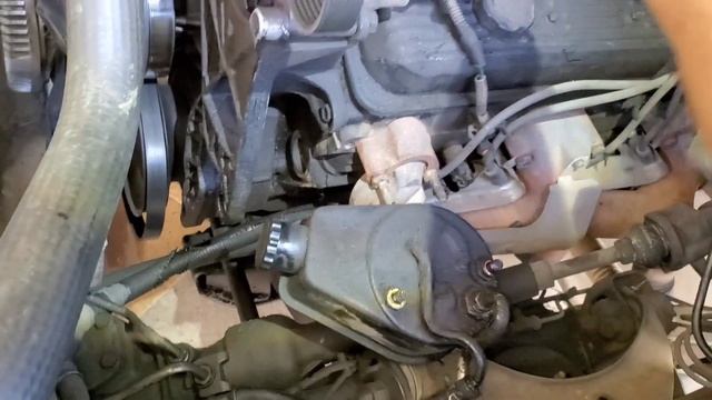 CHEVROLET 1993 5.7 Como remover polea de la bomba Hidráulica power steering pump смотреть онлайн