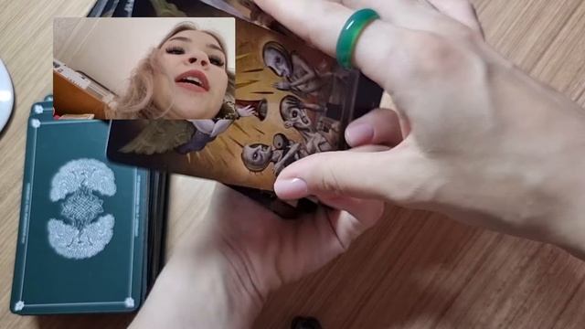 Как перемешивать и доставать карты таро? смотреть онлайн