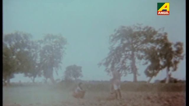 Purab Jaiyo Re | Amrita Kumbher Sandhaney | Bengali Movie Song | Ruma Guha Thakurta смотреть онлайн