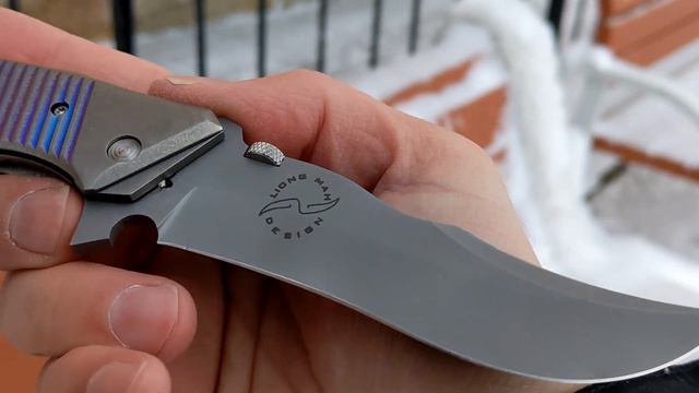 Нож Custom Munroe Deryk design Liong Mah Impact с титановой рукоятью и необычной формой клинка USA смотреть онлайн