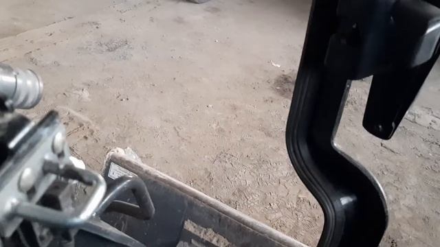 Фронтальный Погрузчик New Holland C 227.
Органы Управления Погрузчика ✅ смотреть онлайн