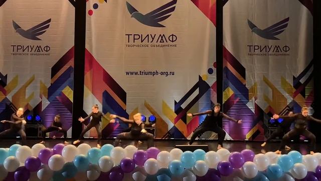 “Virus” Айя Белова и MIX смотреть онлайн