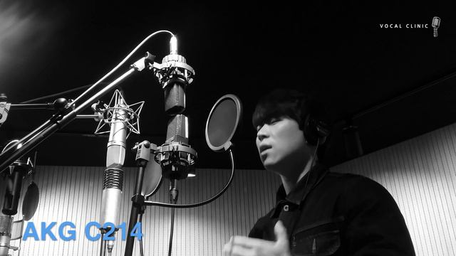 AKG C214 & C414 XL-II Microphone Comparison смотреть онлайн
