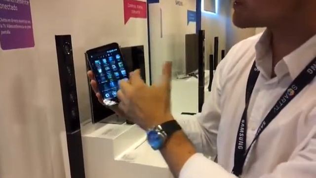 Mini tablet Samsung Galaxy Player 5.0 смотреть онлайн