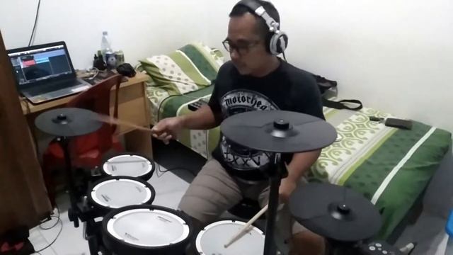 Humans Being - Van Halen (Drum Cover) смотреть онлайн
