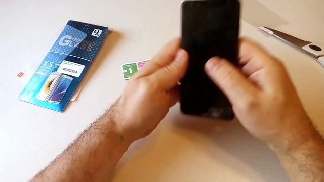 Наклейка защитного стекла на Xiaomi Redmi 6A смотреть онлайн