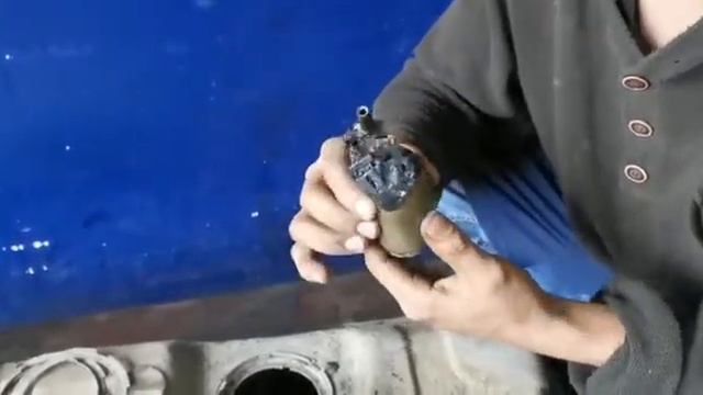 FORD ESCORT CORTO CIRCUITO EN BOMBA DE GASOLINA