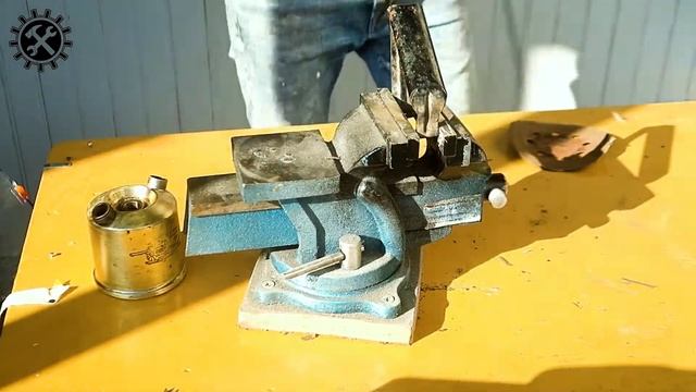 Реставрация 100 ЛЕТНИЙ паяльной лампы смотреть онлайн