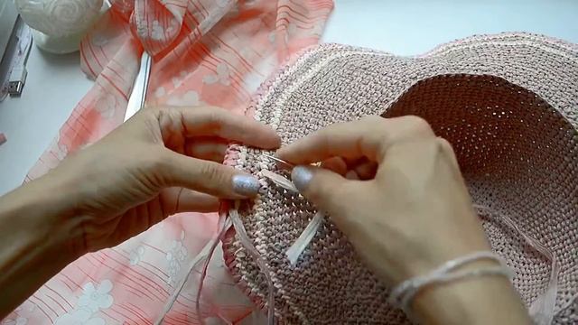 КАК Спрятать кончики рафии в шляпе смотреть онлайн