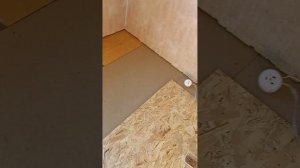 Пол на даче на кухне из ДСП и ОСБи своими руками.
