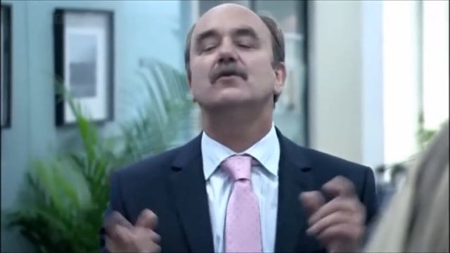 The Thick of It - Hello game, it's Glenn! смотреть онлайн