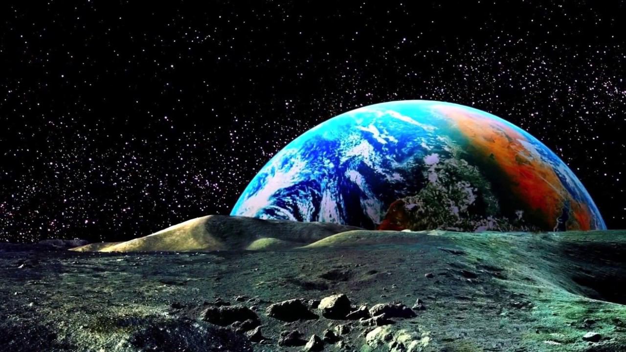 Луна – это космодром или древний космический корабль?