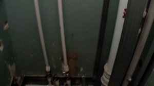 Как закрыть трубы гипсакортоном