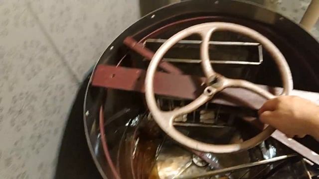 Качаем мёд! Медогонка, забрус и т.д. смотреть онлайн