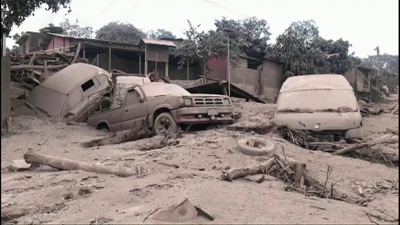 Извержение вулкана Фуэго в Гватемале: в зоне бедствия свыше полутора миллионов человек