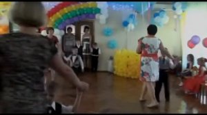 Танец "Выпускники  с сотрудниками детского сада" № 287