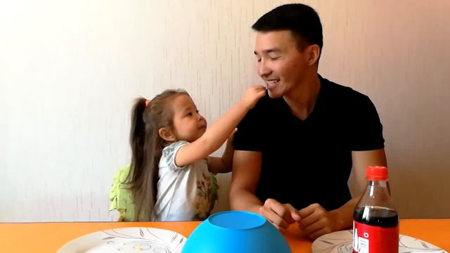 Первый challenge: Мармеладная еда против Настоящей! смотреть онлайн