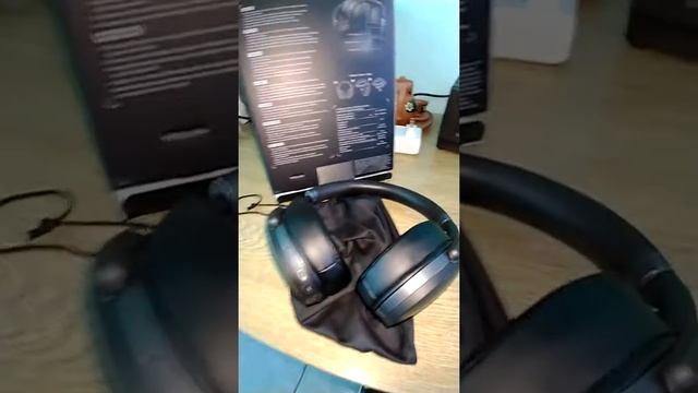 Sennheiser HD 4.40 BT смотреть онлайн