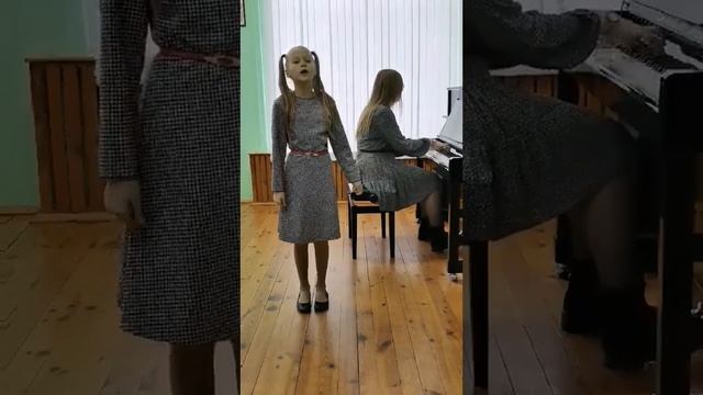 Цидзик Полина, 3 класс хорового отделения ГУО "Радунская детская школа искусств" смотреть онлайн