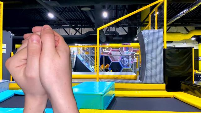 Магию вне Хогвартса использовать запрещено! |Hero Park| смотреть онлайн