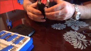 Разборка аккумулятора от аккумуляторной дрели  Bosch PSR 1440 Li-2 с 2 LI-ion аккумуляторами