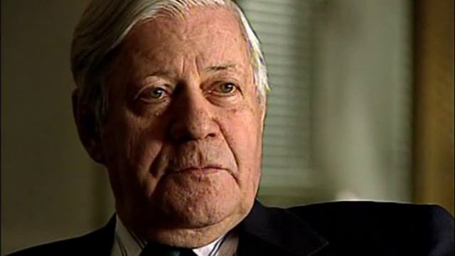 Todesspiel-Interview.mit.Helmut.Schmidt - 2 смотреть онлайн