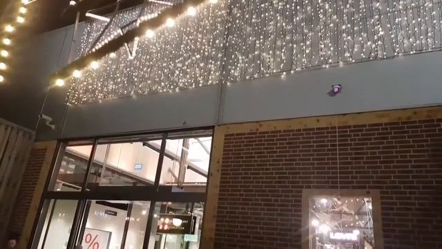Дизайнерский Аутлет - Охтруп, сети McArthurGlen смотреть онлайн