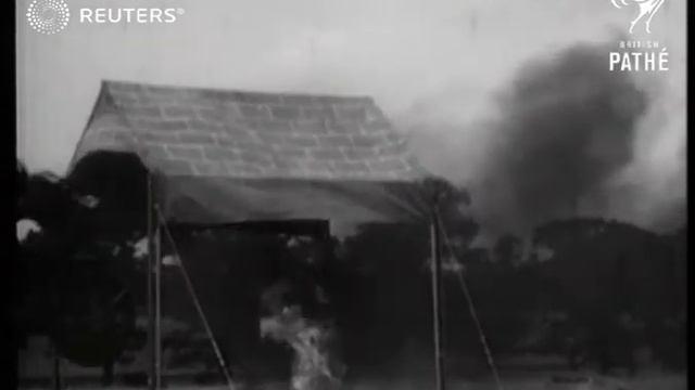 DOWN BY THE SEA:Derek Carter rides through glass and fire on motor cycle (1936) смотреть онлайн